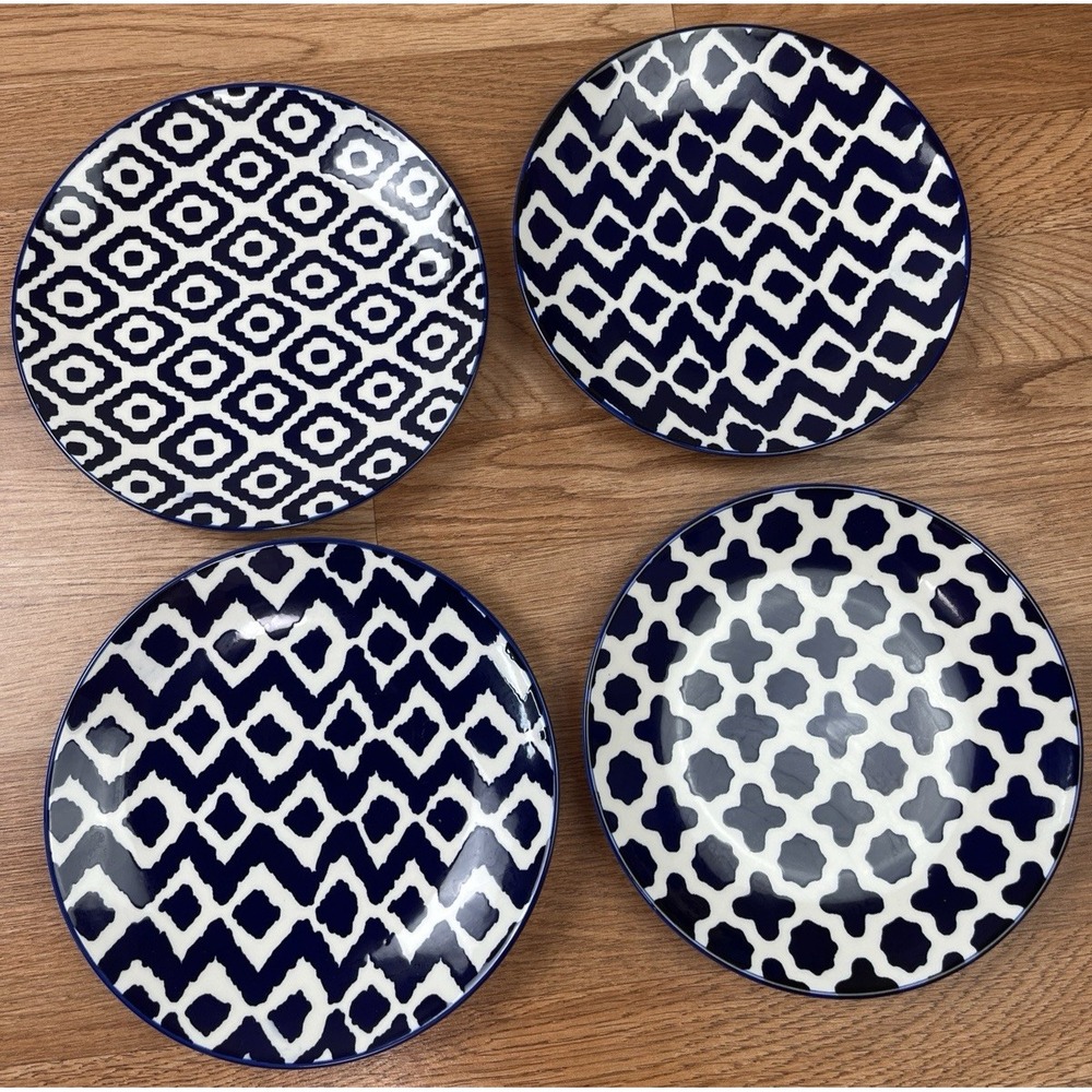 Pier 1 Stoneware Set of 4 Salad Plates 8.5" Blue/White